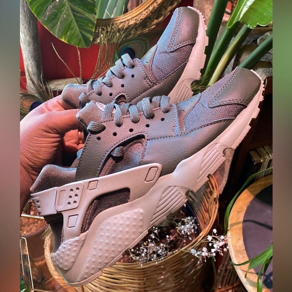Nike Huarache Run GS 'Sequoia' Dark Stucco (6Y)